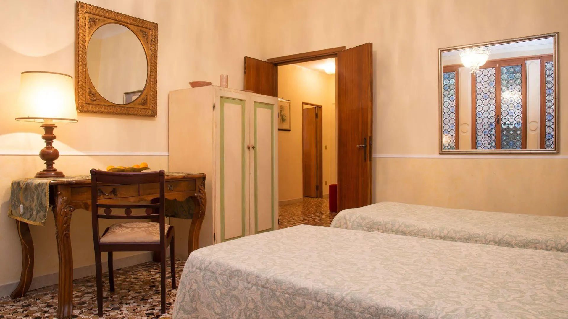 Appartamento Alla Fenice Wenecja 0*,